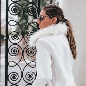 Meet your Posher, Kasey